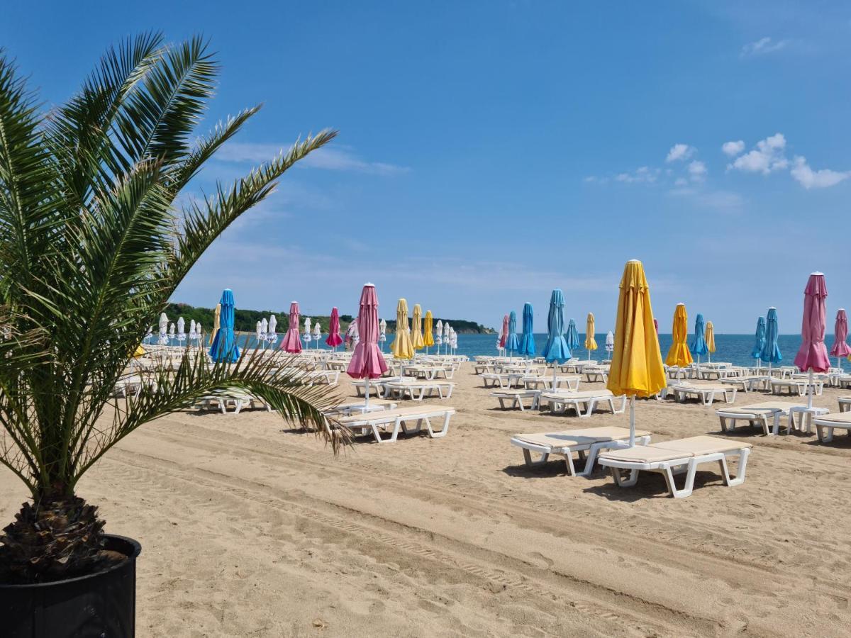 Rose Studio Apartment Burgas ภายนอก รูปภาพ
